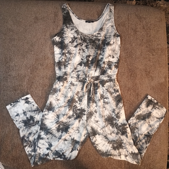 Ambiance Monochrome Tie-Dye Jumpsuit - Picture 3 of 5
